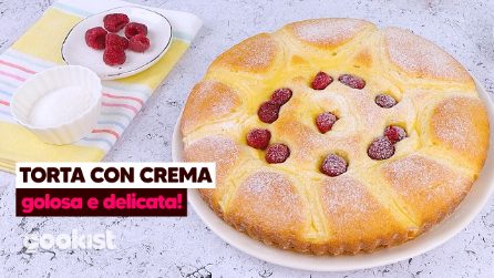 Torta con crema pasticcera e lamponi: golosa e soffice