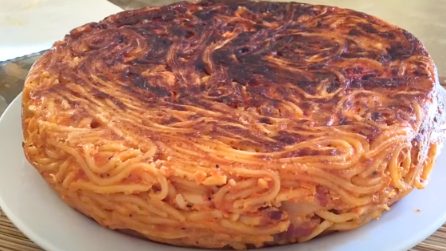 Frittatona di spaghetti: la ricetta del primo piatto ricco, completo e saporito