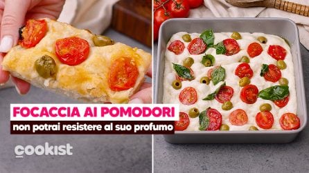 Focaccia ai pomodori: come farla alta, soffice e piena di bolle