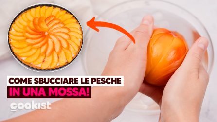 Come sbucciare le pesche in una mossa: perfetto per preparare la tua crostata in poco tempo!