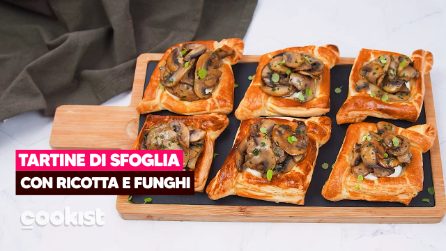 Tartine di sfoglia con ricotta e funghi: come preparale con pochi ingredienti!