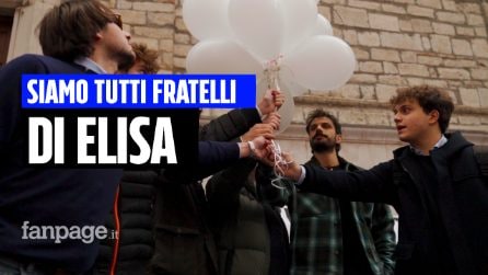 “Siamo tutti fratelli di Elisa Claps”: migliaia di studenti in corteo con gli attori della fiction