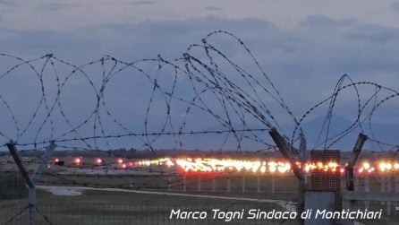 Il video dell'atterraggio di emergenza di un jet privato all'aeroporto di Montichiari