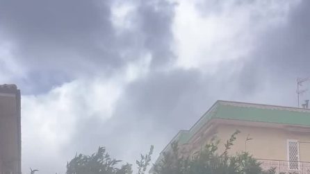 Allerta maltempo nel Lazio, ancora pioggia, vento e temporali: a Roma grandina
