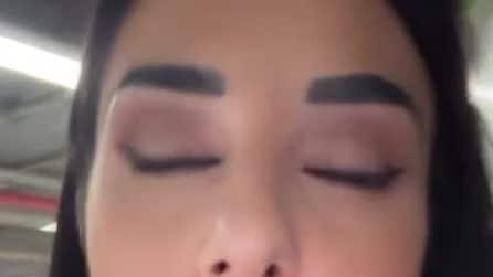 Valentina Vignali derubata in metropolitana a Milano: "Stavo salendo e una persona mi ha spinto"