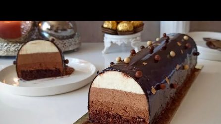 Tronchetto di Natale ai 3 cioccolati: golosissimo e semplice da preparare
