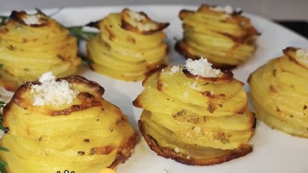 Torrette di patate al forno: la ricetta per avere un contorno bello e saporito