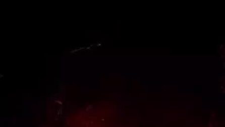 Autobus prende fuoco verso l'aeroporto di Linate: illeso il conducente