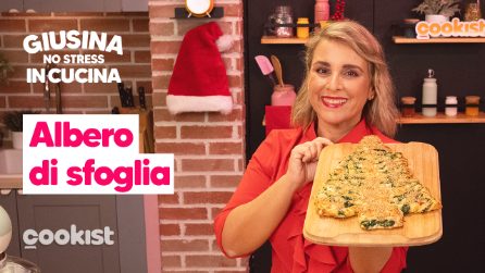 Albero di Natale di pasta sfoglia: la ricetta dell’antipasto facilissimo e scenografico per Natale