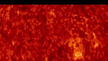 L'eruzione sigmoide sul Sole, il video del fenomeno che preannuncia una nuova tempesta solare