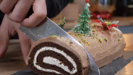 Tronchetto panna e cioccolato: la ricetta deliziosa da servire per le feste