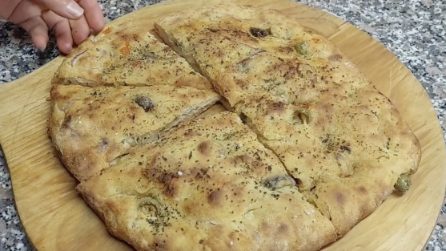 Focaccia ripiena: la gustosa ricetta rustica da fare a casa