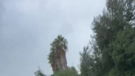 Maltempo in Campania, a Varcaturo le strade diventano fiumi di fango