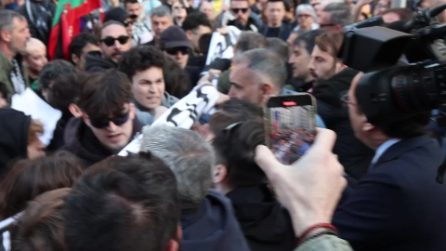 Milano, scontri tra polizia e manifestanti durante il corteo contro il Ddl Sicurezza