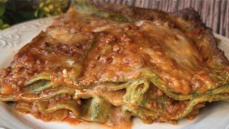 Lasagna alla bolognese con sfoglia verde: la ricetta del gustoso primo piatto