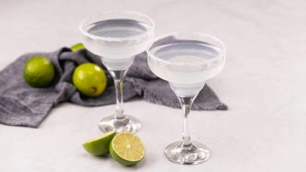 How to make a perfect MARGARITA to amaze your friends!