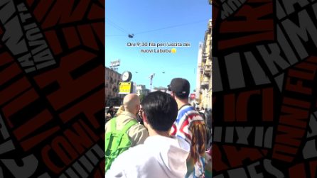 A Milano in coda per più di 7 ore per comprare i pupazzetti Lububu: il video