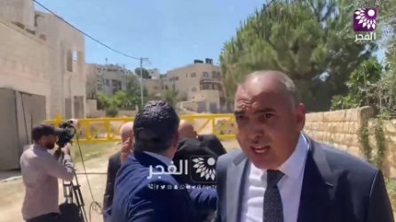 La fuga dopo gli spari dell'esercito israeliano contro una delegazione di diplomatici stranieri