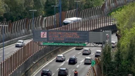 Sulla Tangenziale di Napoli un sistema indicherà a che velocità andare per evitare code: parte la sperimentazione