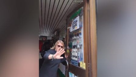 "Israeliani sionisti non sono benvenuti qui": è polemica per un cartello di un negozio di Milano