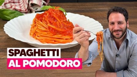 SPAGHETTI AL POMODORO: come ottenere un sughetto saporito in pochi passi!