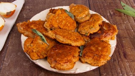 ONION FRITTERS: to prepare as an appetizer or a delicious second course!