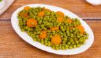 PEAS AND CARROTS IN A PAN: the simple and delicious side dish!
