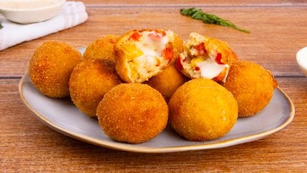 POLPETTE DI PEPERONI: la ricetta vegetariana sfiziosa sia fritte che al forno!