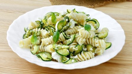 COLD PASTA WITH ZUCCHINI: a fresh and light dish!