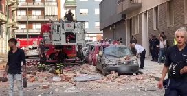 Torino, il boato e le fiamme: le immagini dell'esplosione in un appartamento in via Nizza, 5 feriti