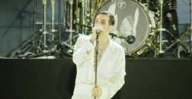 Achille Lauro annuncia l'Olimpico di Roma nel 2026 durante il concerto al Circo Massimo