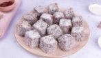 LAMINGTONS: traditional Australian sweets!