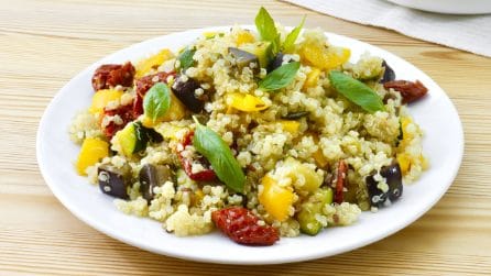 VEGETABLE QUINOA: a light and colorful summer dish!