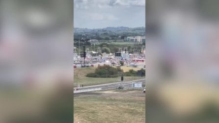 Giubileo, la marea dei giovani pellegrini invade Tor Vergata per la Veglia con Papa Leone XIV