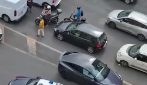 Folle inseguimento a Roma: si fermano all’alt del carabinieri poi ripartono e scappano