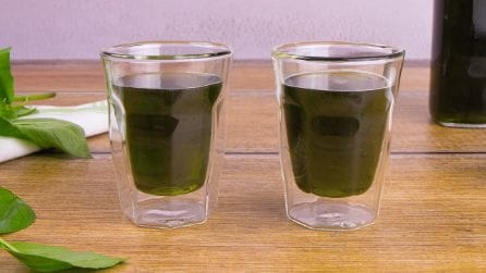 BASIL LIQUEUR: perfect for serving after lunch!