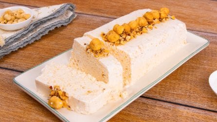SEMIFREDDO ALLE NOCCIOLE: il dolce cremoso e dal gusto delicato!