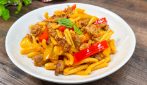 PASTA PEPERONI E SALSICCIA