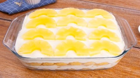 PINEAPPLE TIRAMISU: a fresh and delicious dessert!