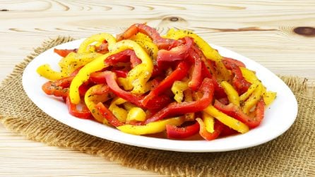 INSALATA DI PEPERONI CRUDI: colorata, semplice e deliziosa!