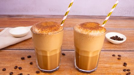 COFFEE FRAPPÉ: the creamy drink you can make in just a few minutes!