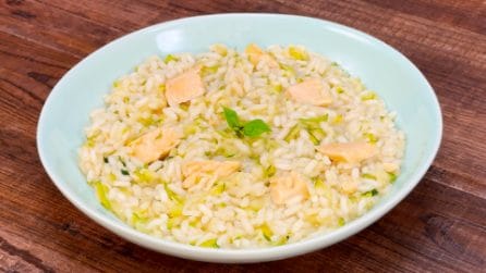 RISOTTO ZUCCHINE E SALMONE