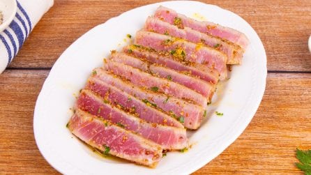 TAGLIATA DI TONNO: il piatto di pesce tenero e prelibato!