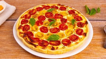 SAVORY PIE WITH CHERRY TOMATOES: a delicious and colorful rustic dish!