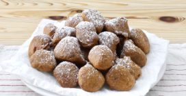 CHESTNUT FRITTERS: they're easy to make and super delicious!