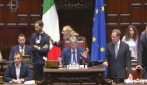 Bagarre in Aula alla Camera dopo l'ok alla riforma della giustizia: la seduta viene sospesa