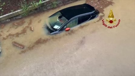 Il video degli allagamenti in provincia di Como: macchine sommerse