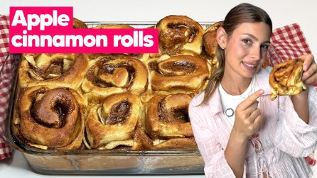 APPLE CINNAMON ROLLS
