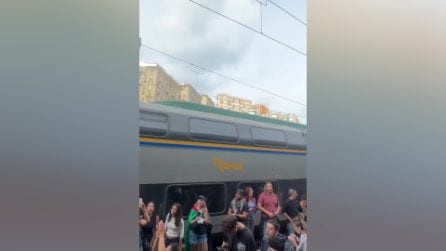 A Genova i manifestanti bloccano la stazione Principe