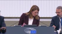 Il Parlamento europeo conferma l'immunità di Ilaria Salis: il video della votazione